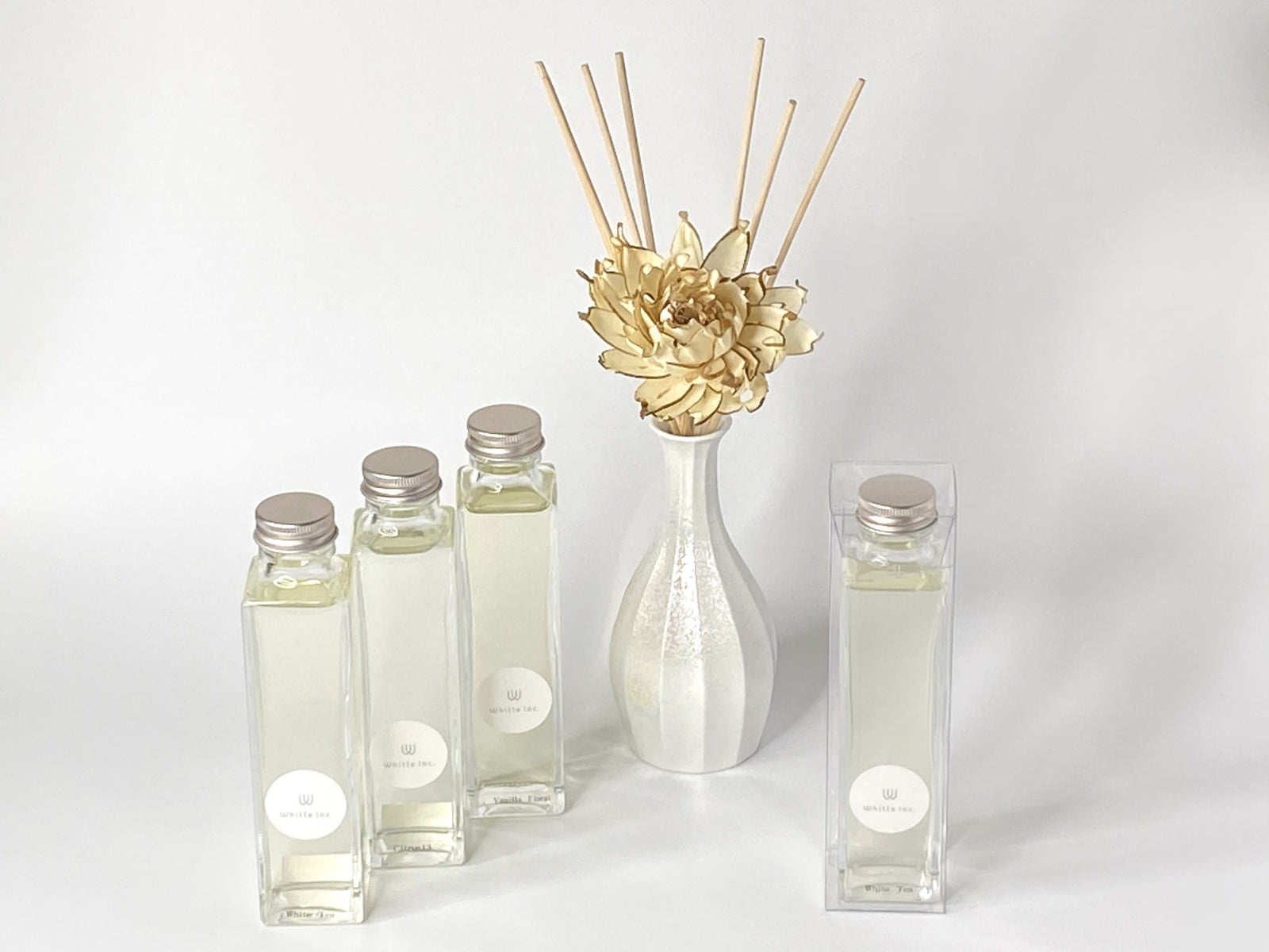 Room Fragrance | Diffuser 一輪挿しディフューザー | Whitte Official
